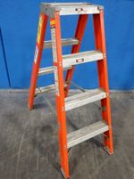 Louisville Fiberglas Step Ladder