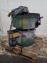 Ultramatic Vibratory Finisher