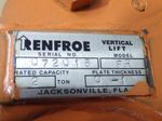 Renfroe Vertical Lifting Clamp