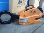 Renfroe Vertical Lifting Clamp