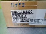 Yaskawa Yaskawa Sgmah04a1a2c Servo Motor Factory Sealed 