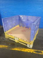 Whirlpool Whirlpool Collapsible Plastic Crate