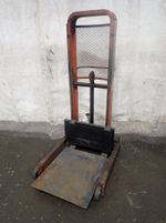 Presto Manual Pallet Lift