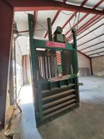 Philadelphia Trail Co Baler
