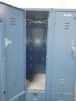  Locker