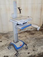 Rubbermaid Adjustable Nurse Cart