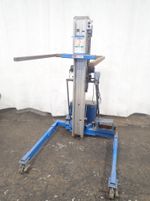 Genie Electric Straddle Lift