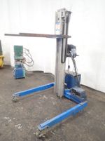 Genie Electric Straddle Lift