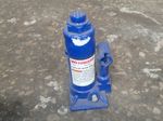 Westward Hydraulic Bottle Jack
