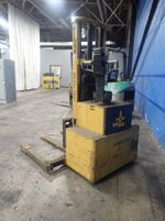 Big Joe Electric Straddle Lift