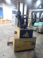 Big Joe Electric Straddle Lift