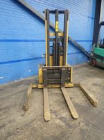 Big Joe Electric Straddle Lift