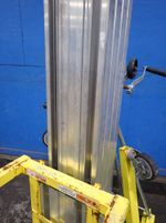 Sumner Sumner 2020 Material Lift