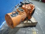  Vacuum Pump