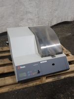 Struers Cutting Machine