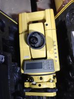 Topcon Topcon Gts300 Electronic Total Station