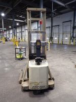 Crown Equipment Electric Straddle Lift