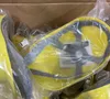 Wilson Yellow Feather-kap