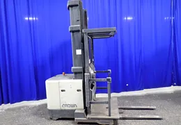 CROWN 3,000 LBS ELECTRIC STAND UP FORKLIFT  -  SP3020-30