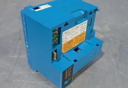 HONEYWELL BURNER CONTROL SYSTEM   -  RM7838C1012