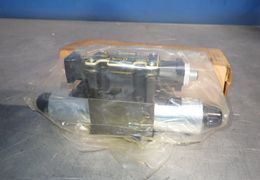 PARKER VALVE  -  D1VW004CNUG7B