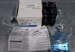 OMRON PHOTOELECTRIC SWITCH  -  E3JM-10S4-US