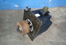 YASKAWA SERVO MOTOR  -  SGMG-20AABB
