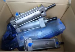 SMC CYLINDERS  -  NCDA1R200-0500-X2US