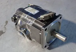 FUJI ELECTRIC AC SERVO MOTOR   -  GYS751DC1-SA