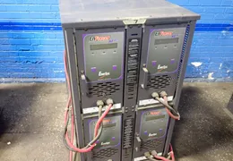 ENERSYS 24 V / 900 AH BATTERY CHARGER   -  EM3-12-900
