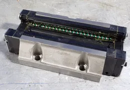 LINEAR GUIDE SLIDER