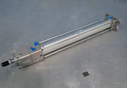 SMC 145 PSI HYDRAULIC CYLINDER   -  CDNAZG40-350-D