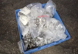 METAL CLIPS