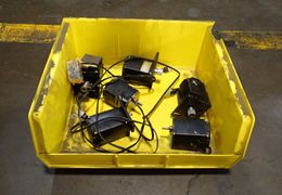 SERVO MOTORS