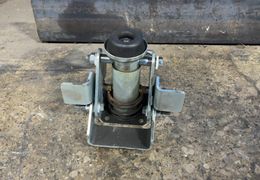 FOOT ACTIVATED FLOOR LOCK