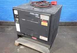 HERTNER 550 AH BATTERY CHARGER  -  3TF18-550