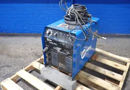 MILLER 150 WELDER  -  SYNCROWAVE 180 SD