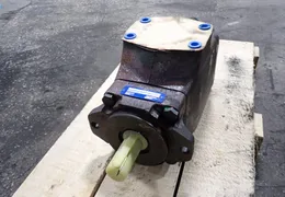 METARIS HYDRAULIC PUMP  -  T67DCB-B20-B05-B04-1R00-A100