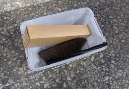 9" BRUSHES