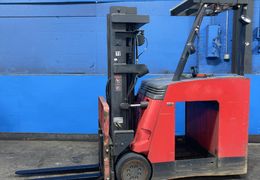 RAYMOND 4000 LBS STAND UP FORK LIFT  -  R40-C40TT
