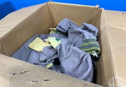DETACHABLE SLEEVES