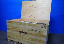OERLIKON LEYBOLD 25 HP VACUUM PUMP  -  SV630B