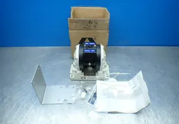 GRACO 5-18.9 GPM PLASTIC AIR OPERATED DOUBLE DIAPHRAGM PUMP  -  D12091