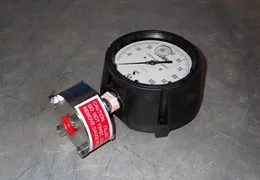 TRERICE PRESSURE GAUGE   -  316/316L S.S.