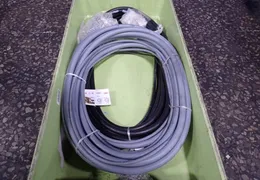 CABLES