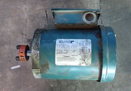 RELIANCE ELECTRIC 1 HP MOTOR   -  P14H1448H