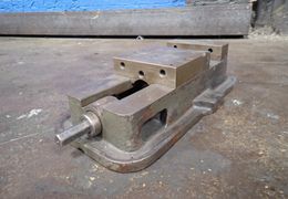 6" X 13" VISE