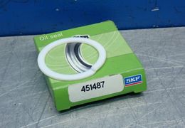 SKF HYDRAULIC OIL SEAL  -  451487
