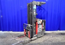 RAYMOND 4500 LBS ELECTRIC STAND UP FORK LIFT  -  EZ R40TT