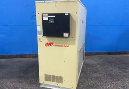 INGERSOLL RAND 9  HP REFRIGERATED COMPRESSED AIR DRYER  -  D2720INA400